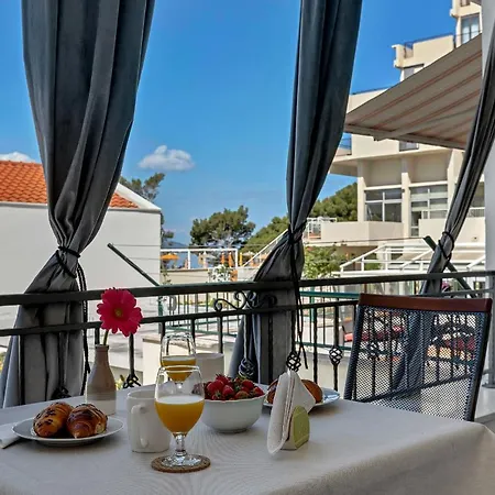 Piano Apartment Makarska